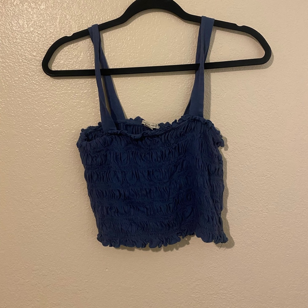 womens medium blue crop top